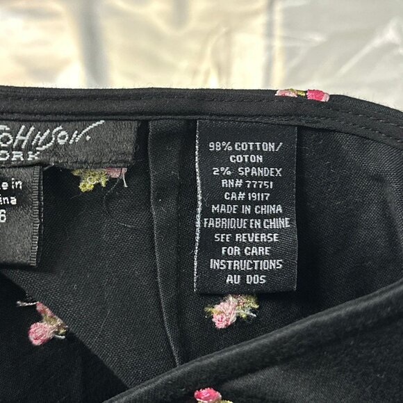 Vtg 90s Betsey Johnson Black Label Pink Rosebud Embroidered Pedal Pusher Pants 6 - Picture 2 of 5